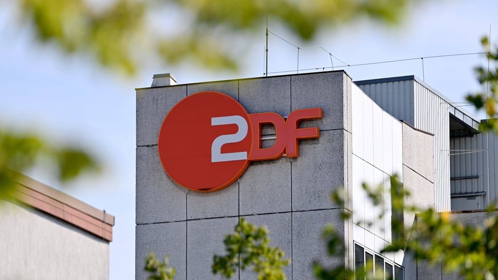 Nach 15 Jahren sendet das ZDF ab dem 18. November 2025 nur noch in HD-Qualität.