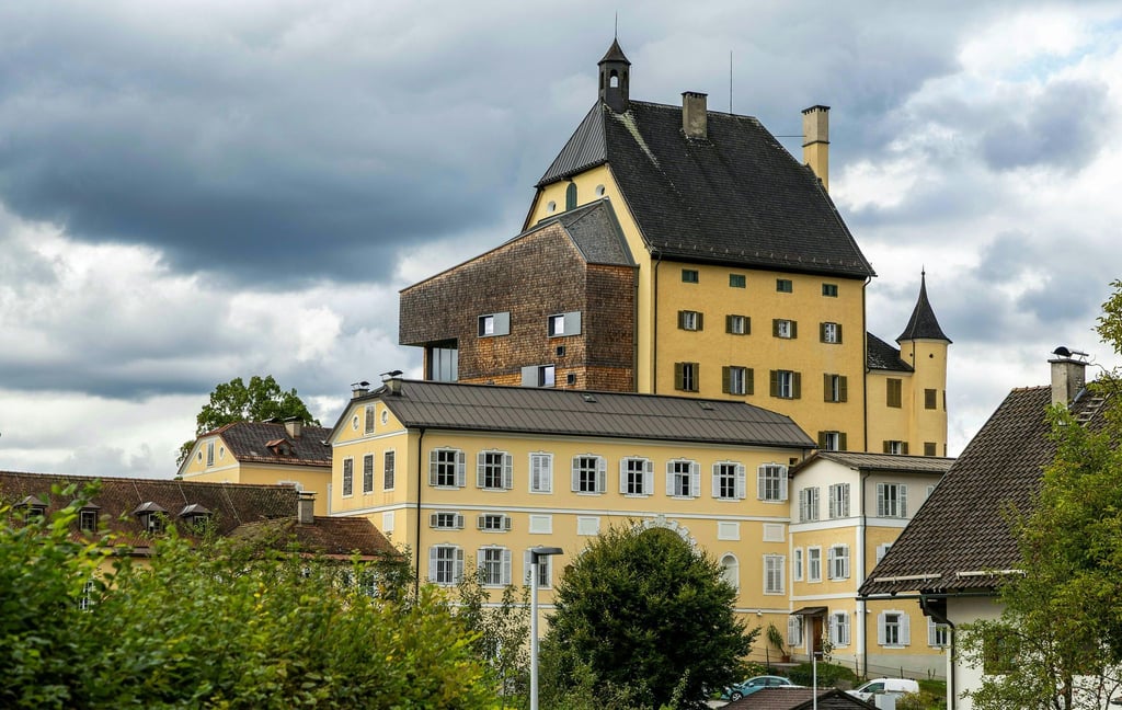 Streit um das Kloster Goldenstein nahe der bayerischen Grenze.