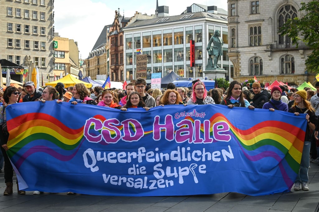 In Halle findet der CSD inmitten wachsender Bedrohungen statt. (Archivbild)