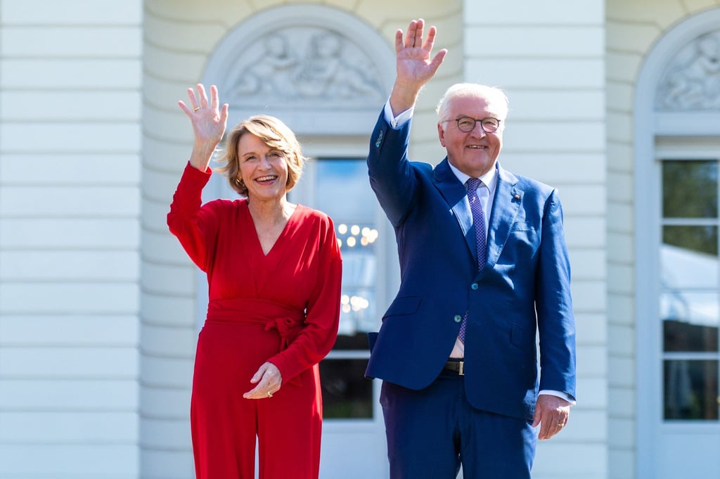 Steinmeier feiert mit 4.000 ehrenamtlich Engagierten im Park von Schloss Bellevue. (Archivbild)
