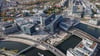 Aus der Luft wird Berlin nachts mit einem Laser abgescannt.