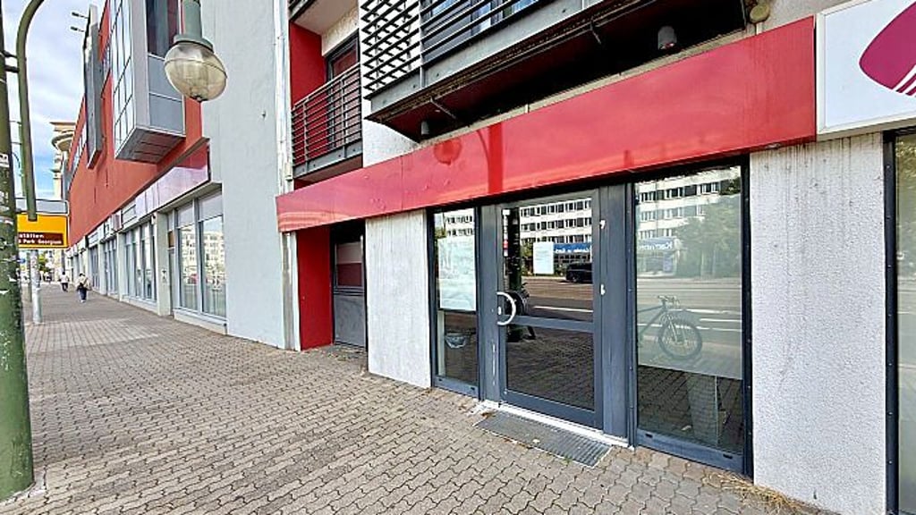 Direkt neben dem Dessau-Center: Tipico schließt seine Türen „vorerst auf unbestimmte Zeit“.