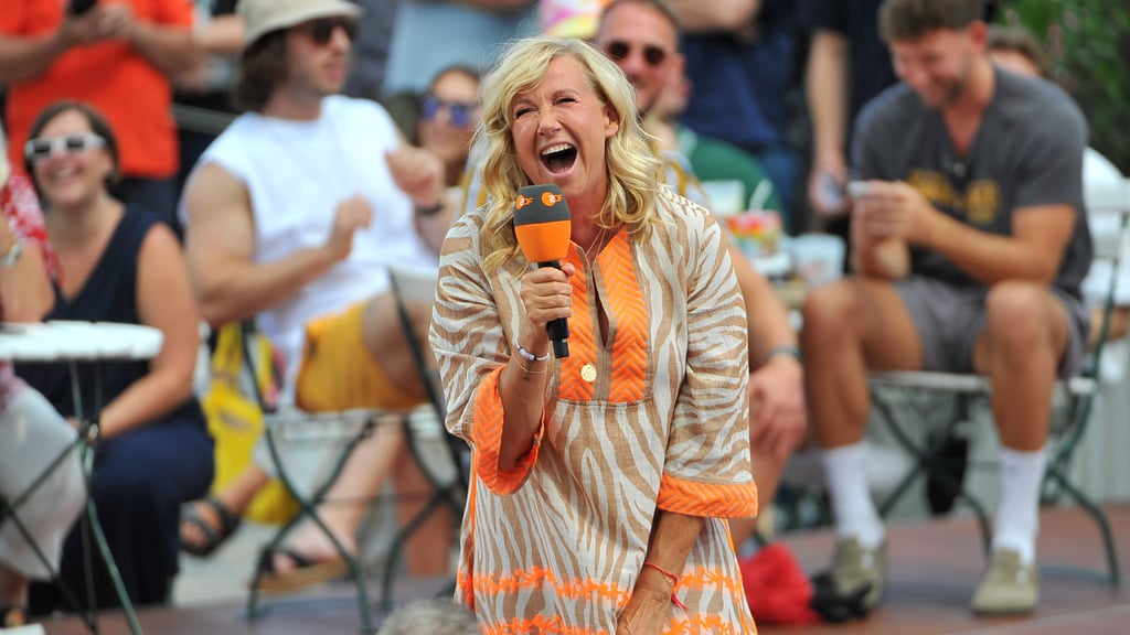 Moderatorin Andrea Kiewel begrüßt am Sonntag, dem 21. September, wieder zahlreiche Gäste im "ZDF-Fernsehgarten".