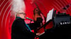 Heinz Rudolf Kunze singt bei dem Konzert in den Gärten der Welt. (Archivbild)