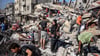 Bei israelischen Angriffen im Gazastreifen starben nach Angaben aus medizinischen Kreisen mindestens 50 Menschen.