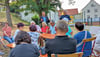 Marcus Krüger und Uwe Fischer von den Leipziger Stadtwerken kamen Ende August, kurz vor Baubeginn der Trasse, noch einmal zum Austausch nach Spergau.