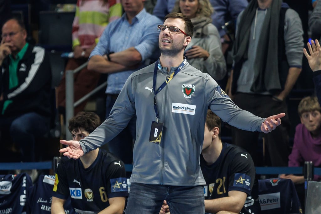 Jaron Siewert beklagt seinen Rauswurf beim deutschen Meister Füchse Berlin.