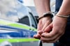 Zwei Männer sitzen in U-Haft. 