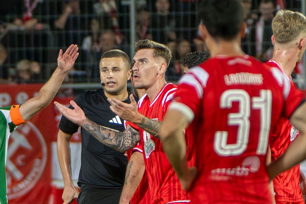 Niclas Stierlin verstand die Welt nicht mehr.