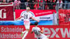 Igor Matanović lässt die Fans mit einem späten Doppelpack jubeln.