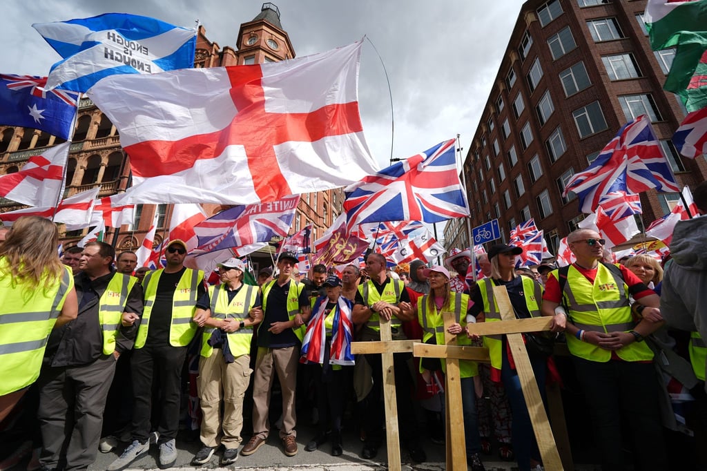 Unter dem Motto „Unite the Kingdom“ versammelten sich Zehntausende Menschen in London.