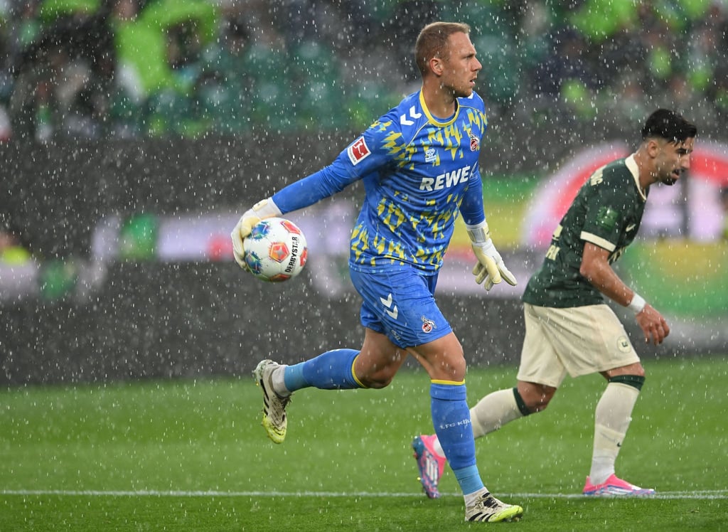 Beim Bundesligaspiel zwischen Wolfsburg und Köln sorgte ein Unwetter für eine Unterbrechung