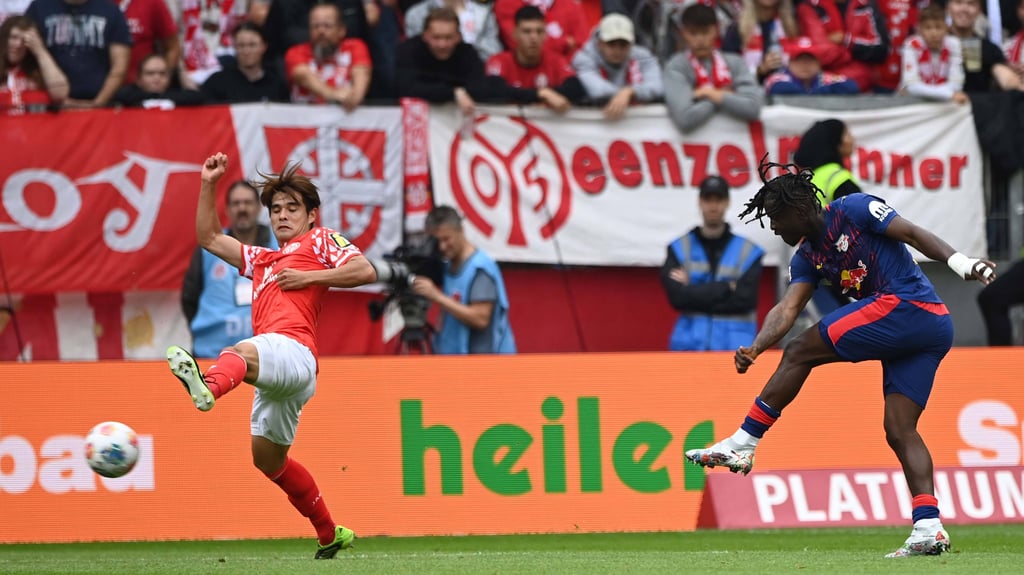 Johan Bakyoko erzielt das 1:0 für RB in Mainz