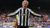 Nick Woltemade freut sich über sein erstes Tor für Newcastle.