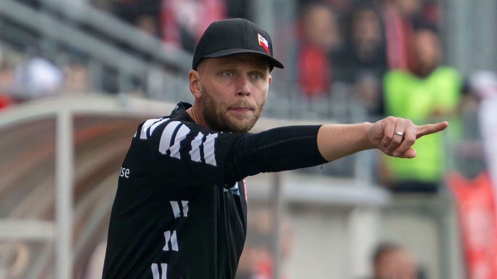 HFC-Trainer Robert Schröder war mit dem Angriffsspiel seines Teams nicht zufrieden. 
