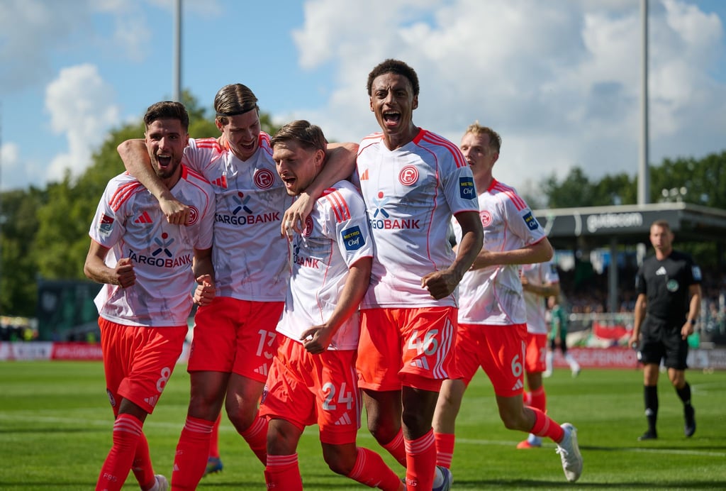 Sieg nach Rückstand: Die Fortuna jubelte am Sonntag in Münster.