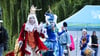 Das Drömlingsfest in Wolfsburg bietet dieses Jahr zahlreiche Highlights für Natur- und Märchenfans. Wahrhaftig standesgemäß flanieren etwa die zauberhaften Fabelwesen über das Gelände.