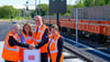 Symbolisch gibt es „grünes Licht“ für eine neue Güter-Verladestation in Cottbus.