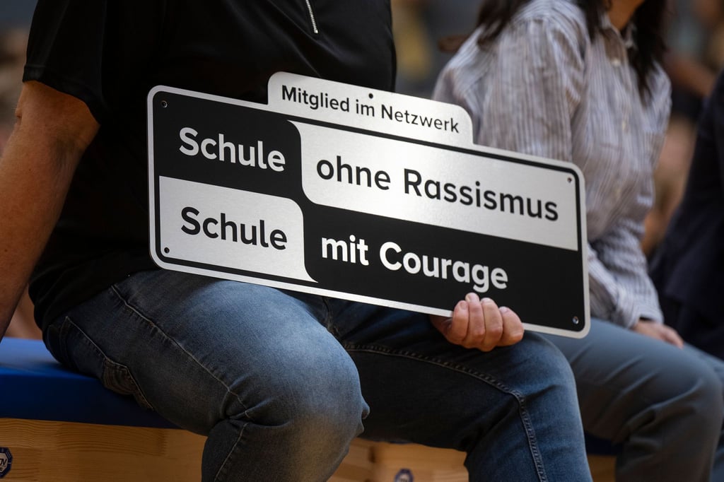 Voraussichtlich mehr als 800 Schüler, Lehrkräfte und Schulsozialarbeiter treffen sich in Magdeburg zum Landestag. (Archivbild)