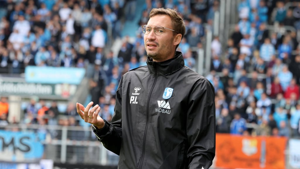 Pascal Ibold, gleichberechtigter Cheftrainer vom 1. FC Magdeburg II, muss erneut einen Punktverlust hinnehmen: Gegen den Greifswalder FC reichte es nur zu einem 1:1.
