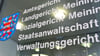 Vor dem Landgericht Meiningen muss sich ein 43-jähriger Mann verantwortet, dem die Staatsanwaltschaft vorwirft, im Juli 2023 seine Mutter mit einem Kabelbinder erdrosselt zu haben. (Archivbild)