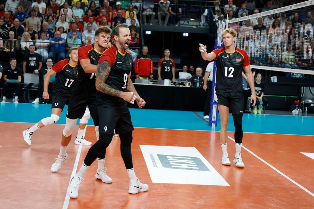 Das deutsche Team holte sich den ersten WM-Sieg.