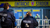 Polizei-Einsatz beim Zweitliga-Derby zwischen Braunschweig und Hannover.