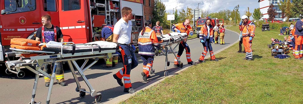 Patientensichtung und Koordinierung von Rettungsmitteln – zwei der eingerichteten Einsatzbereiche.