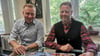 Hendrik und Stefan Boos aus Magdeburg sind Schausteller in der fünften Generation. Mit einer sehr wackeligen Attraktion sind die Brüder 2025 erstmals beim Oktoberfest in München dabei.   