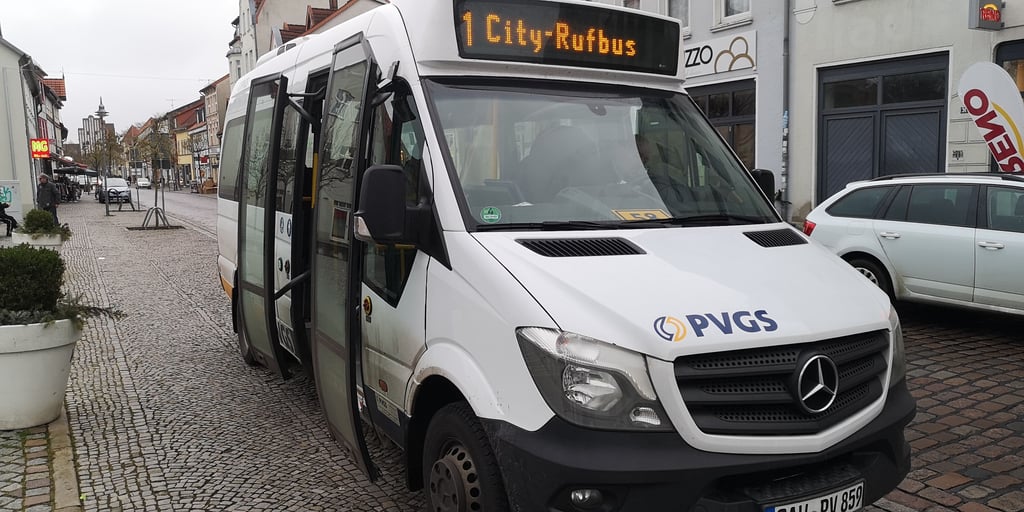 Ein City-Rufbus der PVGS in Salzwedel.