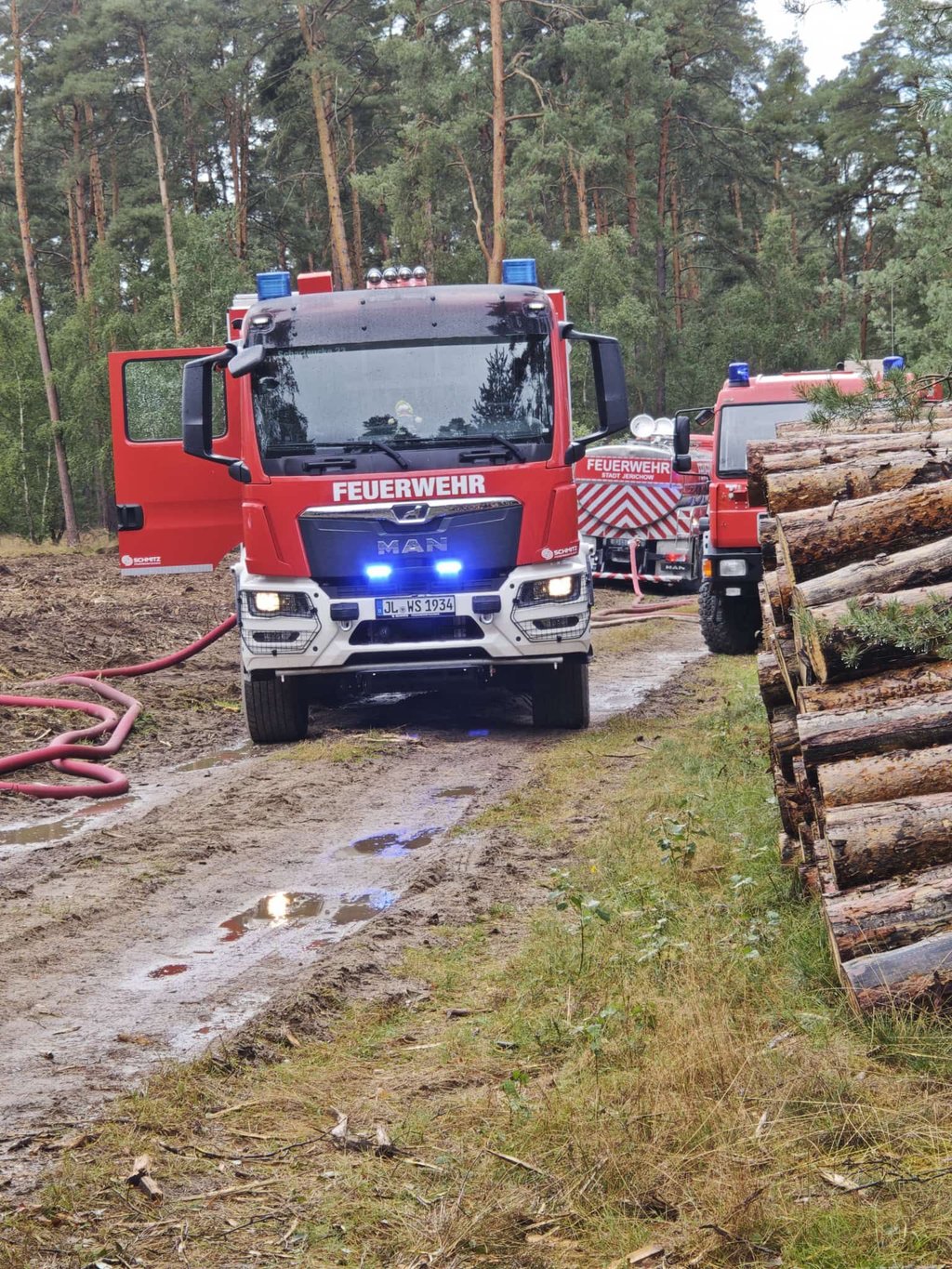 Rund 20 Einsatzkräfte waren im Einsatz.