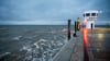 Der erste Herbststurm des Jahres zieht über die Nordsee.