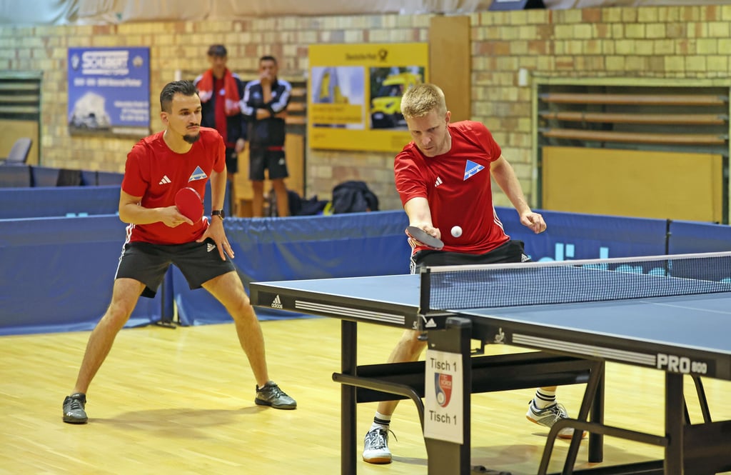 Glänzten gegen Gräfelfing mit jeweils 2,5 Punkten: Lukasz Dzikowksi und Jens Köhler (r.).