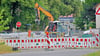 Seit Juni wird an der Begradigung des Bahnübergangs in Frose gearbeitet. Die Verkehrsfreigabe verzögert sich bis Ende September.