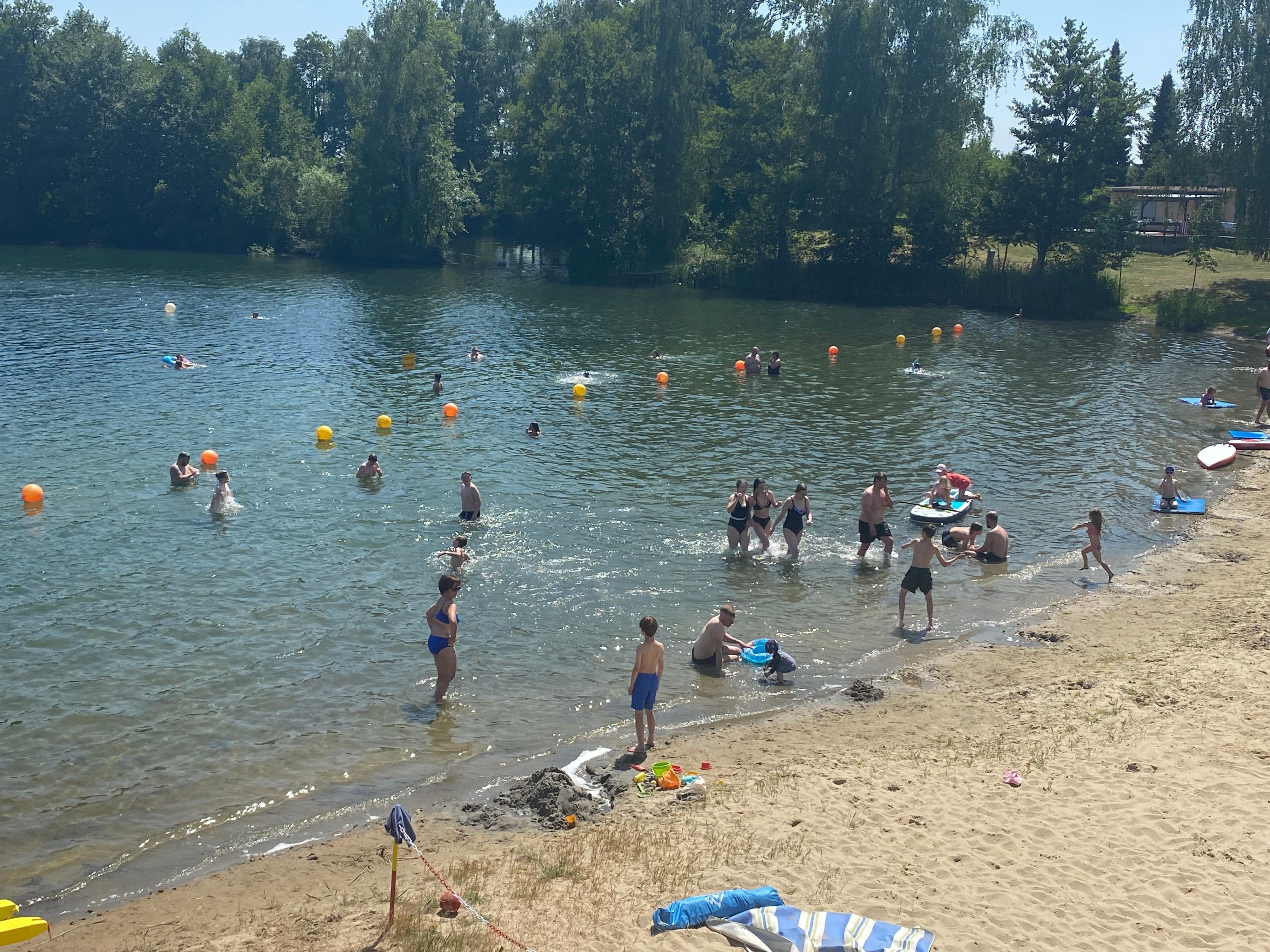 Feuerwehr Genthin: Ermäßigung am See?: Zabakucker See: Kommt die Ermäßigung für Genthiner Feuerwehrleute zur neuen Saison?