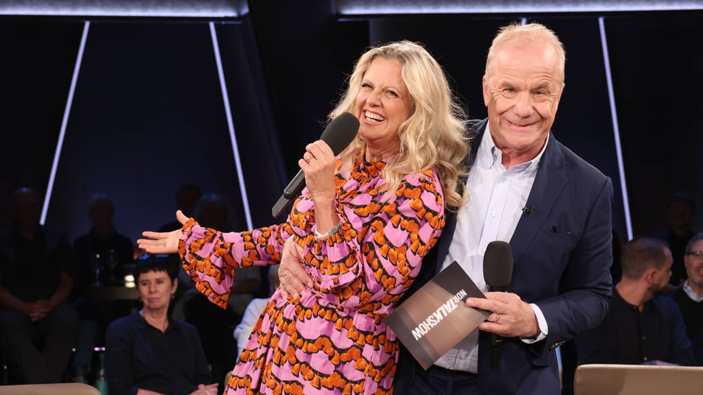 Die "NDR Talk Show" am Freitag, dem 26. September, wird von Hubertus Meyer-Burckhardt und Barbara Schöneberger moderiert.