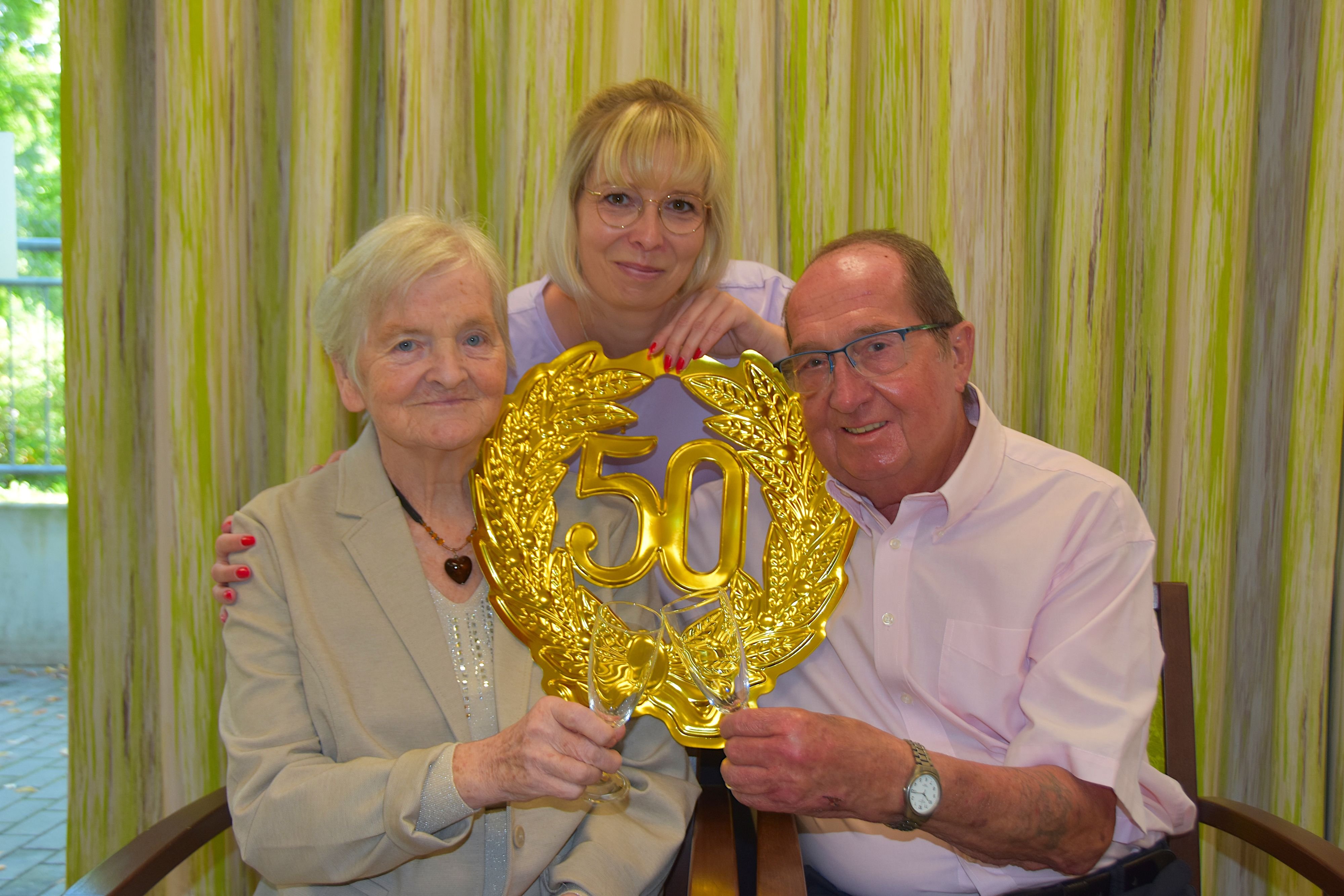Goldene Hochzeit in Haldensleben: Ein Blick – ein Leben: Gerhard und Brigitte Ebers trotzen der Demenz und feiern 50 Jahre Liebe