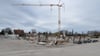 In der Geschwister-Scholl-Straße könnte bald wieder gebaut werden. Vor zwei Jahren war in der Nähe des geplanten Baugebietes bereits der neue Rossmann errichtet worden. 