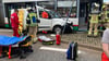 Am Mittwoch kam es in Magdeburg zu einem Unfall mit einer Straßenbahn. Die Feuerwehr musste in der Folge einen eingeklemmten Autofahrer befreien.