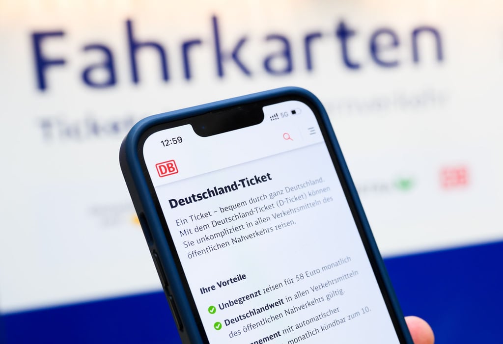 Droht eine Preiserhöhung beim Deutschlandticket? (Symbolfoto)