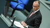 Kanzler Friedrich Merz (CDU) in der Generalaussprache über den Haushalt im Bundestag.