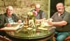 Günther Weferling, Holger Bressel und Jörg Hausmann kamen zum ersten Walternienburger Geschichtskreis  zusammen.