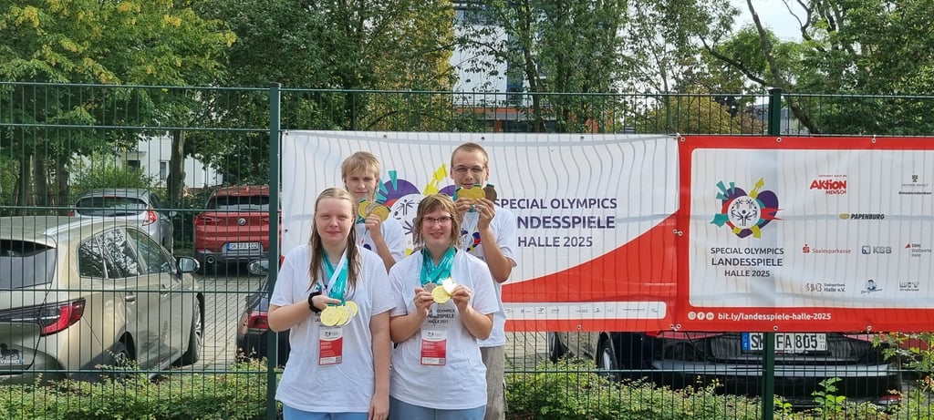 Vier Schüler der Reinhard-Lakomy-Schule Halberstadt waren sehr erfolgreich bei den Landesspielen der Special Olympics in Halle dabei.