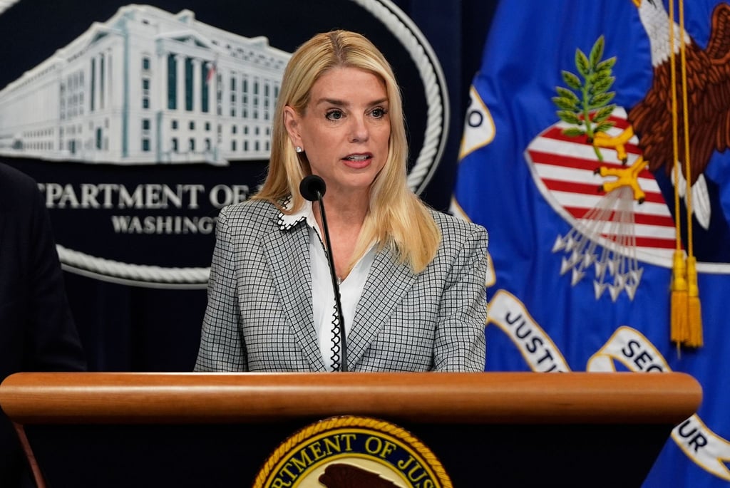 US-Justizministerin Pam Bondi informierte über die tödlichen Schüsse auf die Polizisten. (Archivbild)
