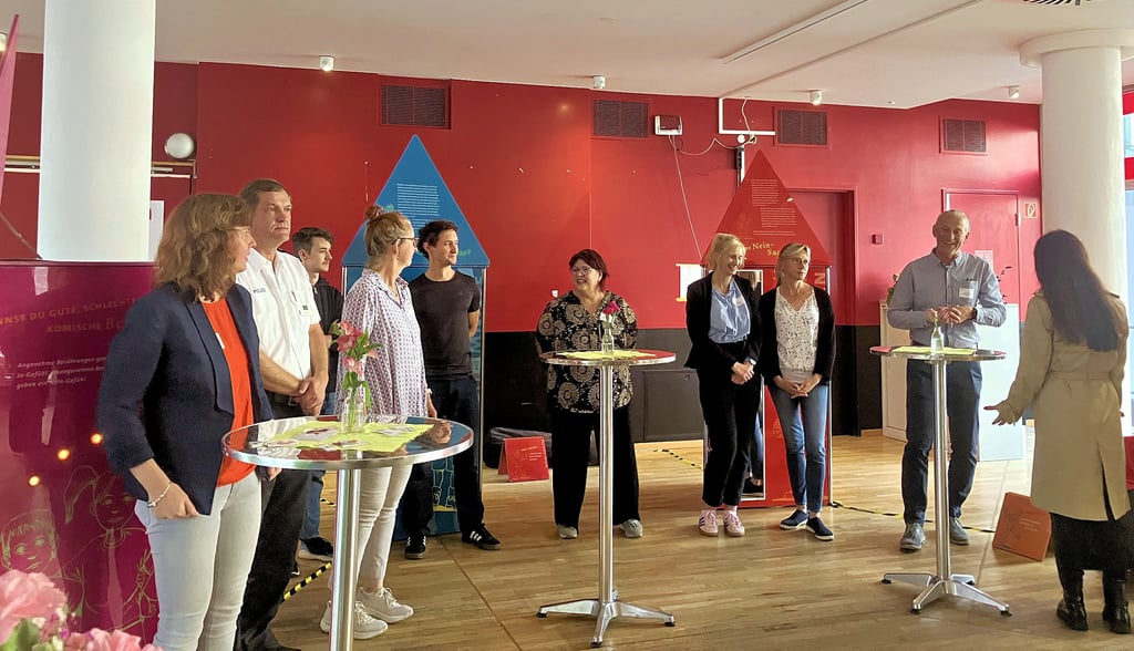 Die Ausstellung "Echt Klasse!" wird im ehemaligen P1 auf der Südseite des Rathauses eröffnet.