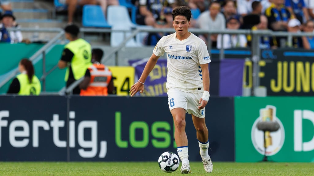 Dariusz Stalmach feierte in Bielefeld sein Startelf-Debüt für den FCM.