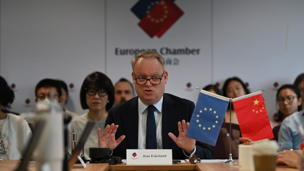 Die EU-Kammer gab auch weitere Informationen zur Lage um Exportkontrollen auf Seltene Erden.