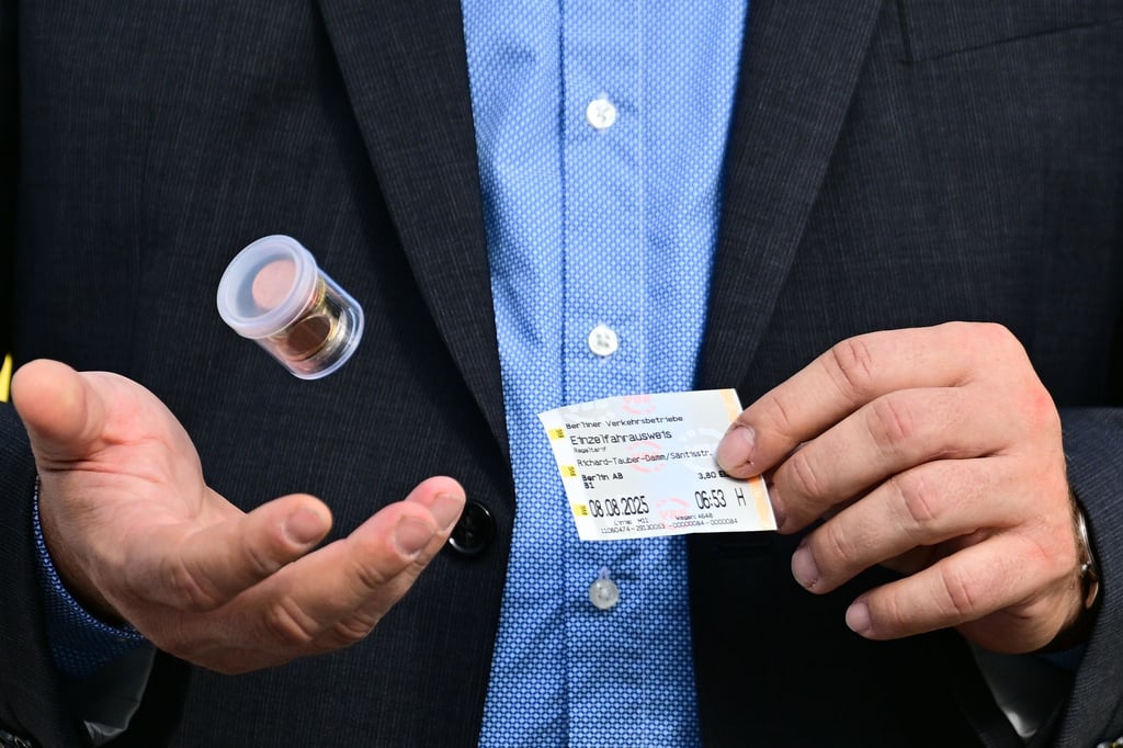 Ein Einzelticket kostet ab Januar wohl erstmals mehr als 4 Euro. (Archivbild)