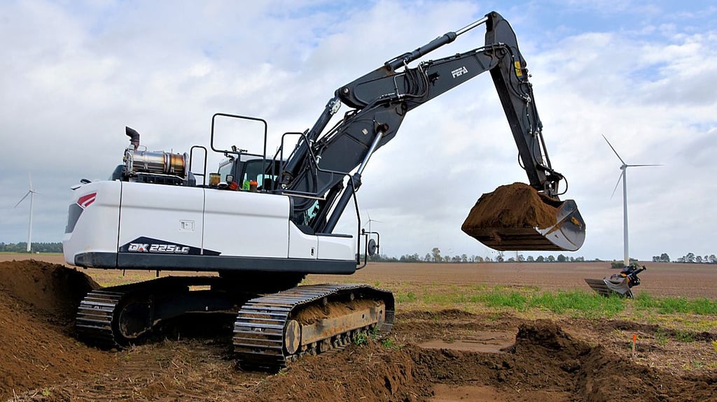 Aktuell entsteht die neue Baustraße für den Windpark.