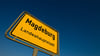 Autofahrer meldeten der Polizei ein falsches Schild. (Symbolbild)